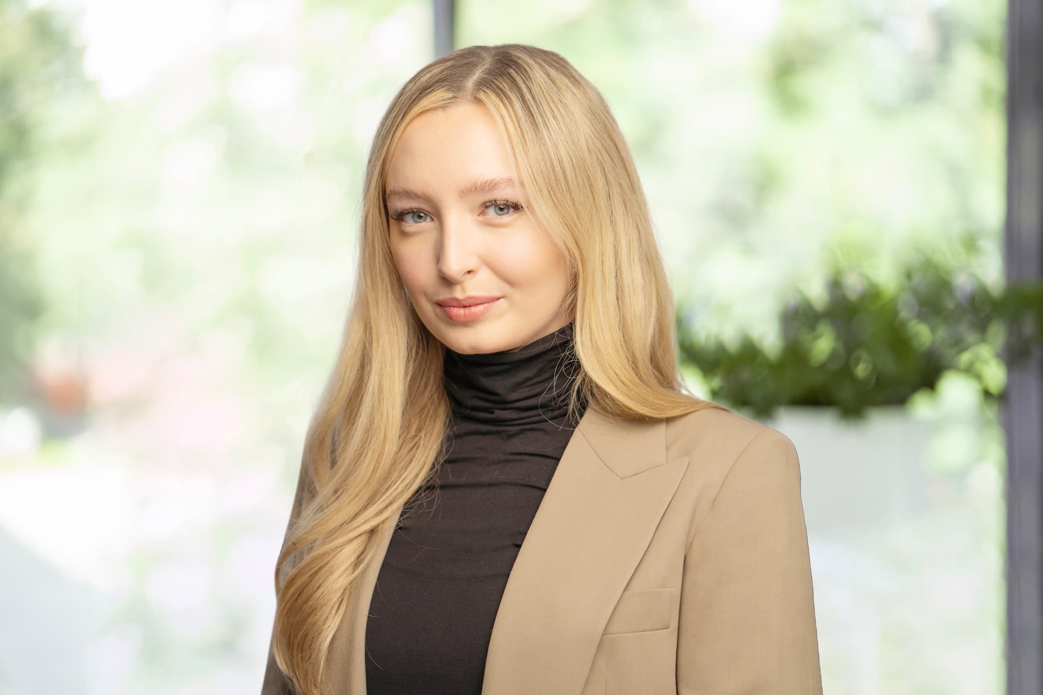 Anamaria Biro - Global Longevity Advisor and Founder of Seven Springs Retreat, expert in longevity-focused medicine, metabolic health, and performance tracking